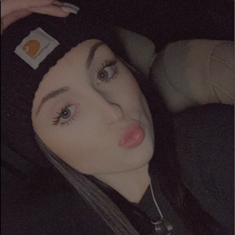 Meet your Posher, Haley